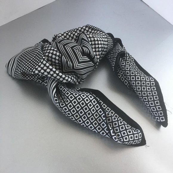 Black and White Multi-Patterned Scarf Vintage Accessory - Picture 2 of 5